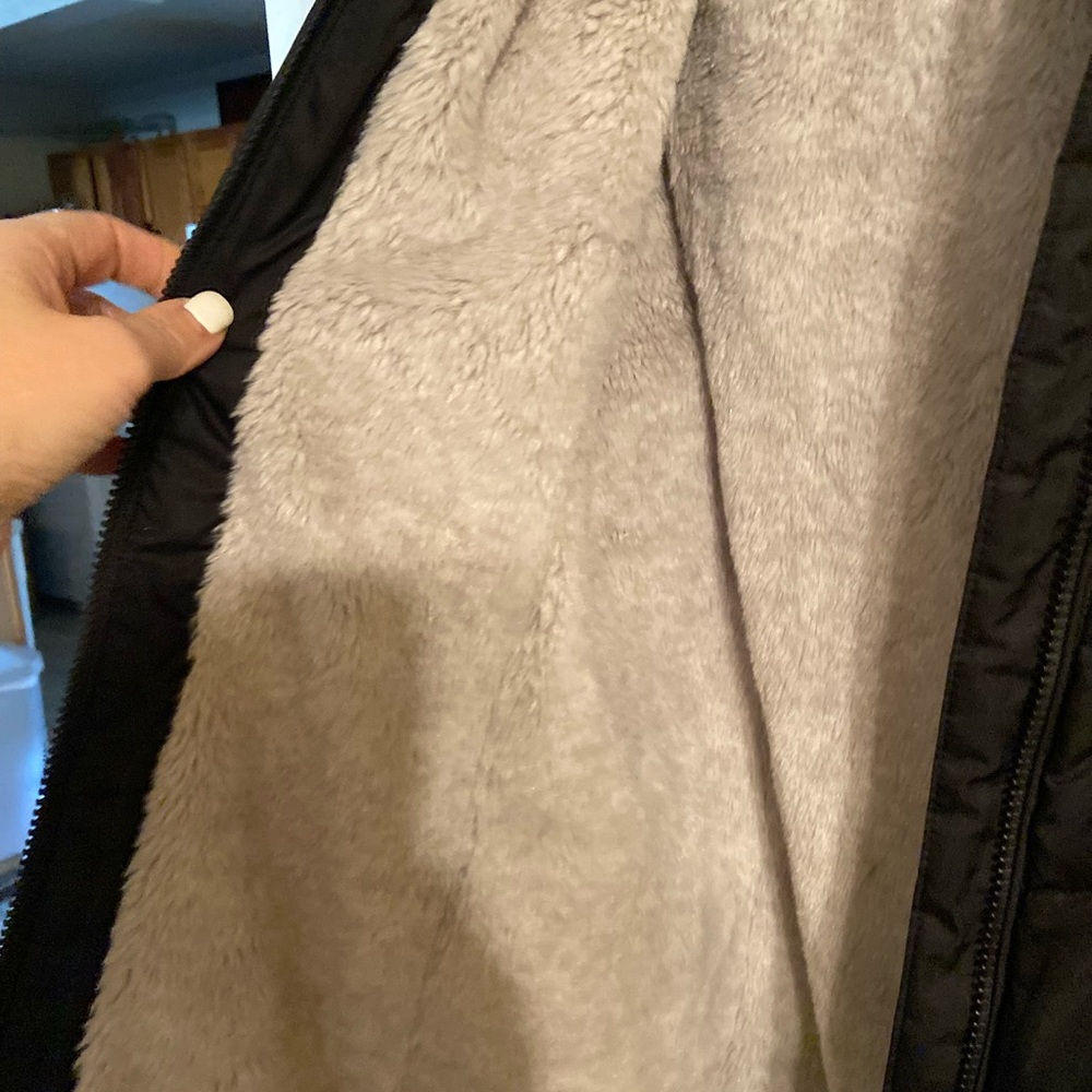 Lands' End Kids Long Black Puffer Coat - Picture 3 of 11